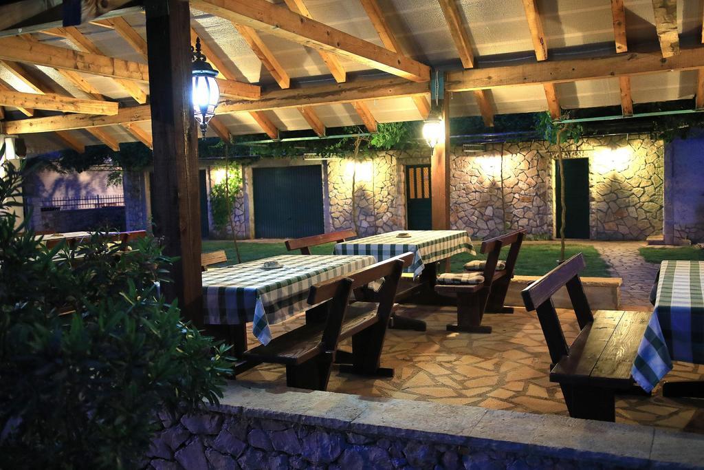 Agrotourism Galic Krka Hotel Drinovci ภายนอก รูปภาพ